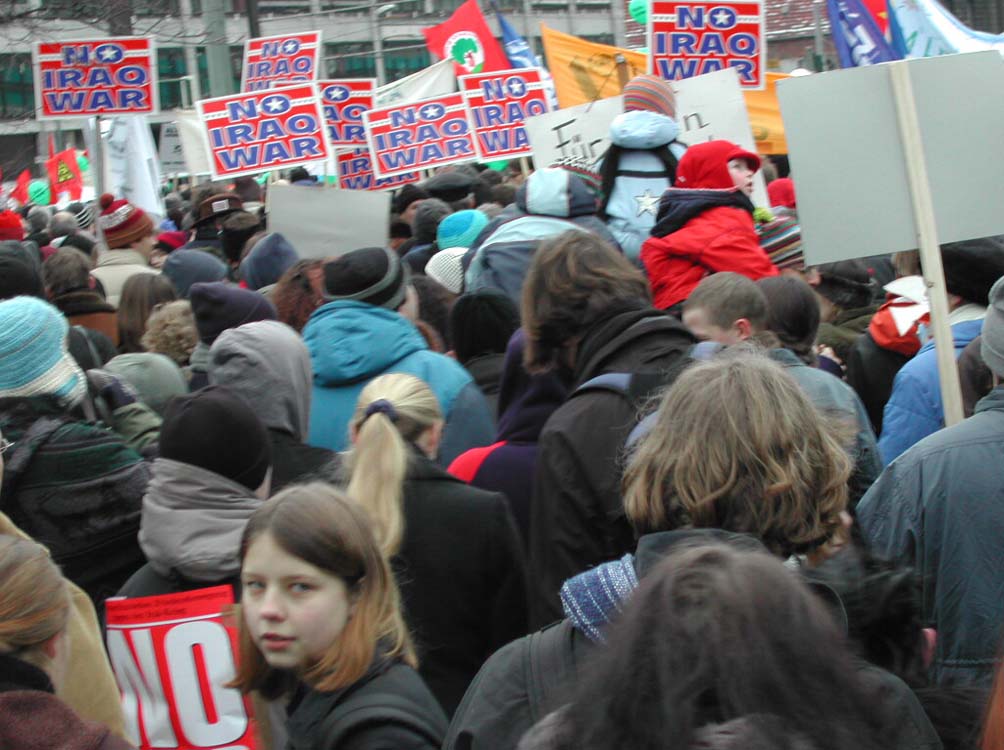 BerlinPeaceDemo3